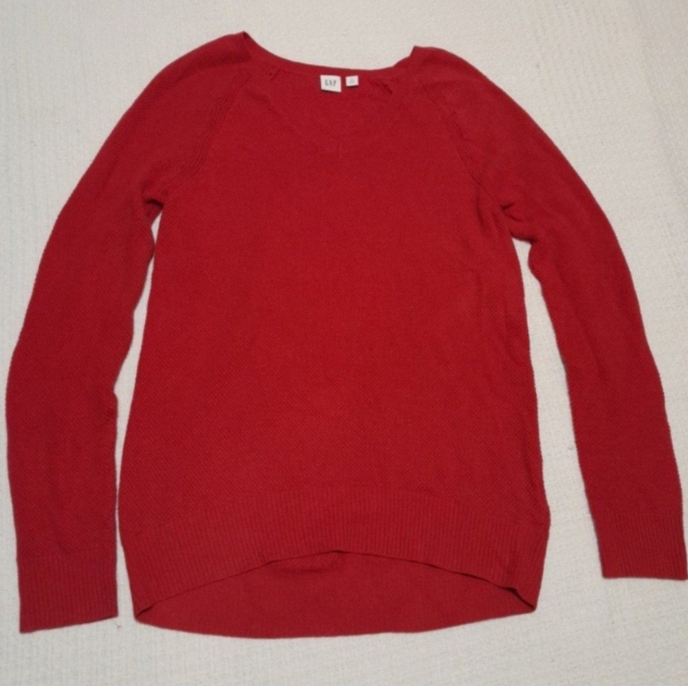 Red GAP Sweater size S